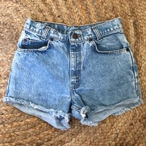 Levi Cutoffs